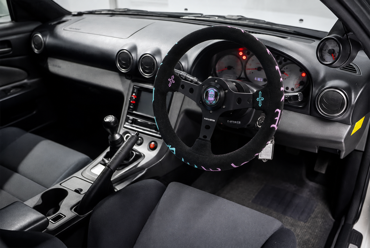 LikeWise Style 'Pablo Edition' Racing Steering Wheel