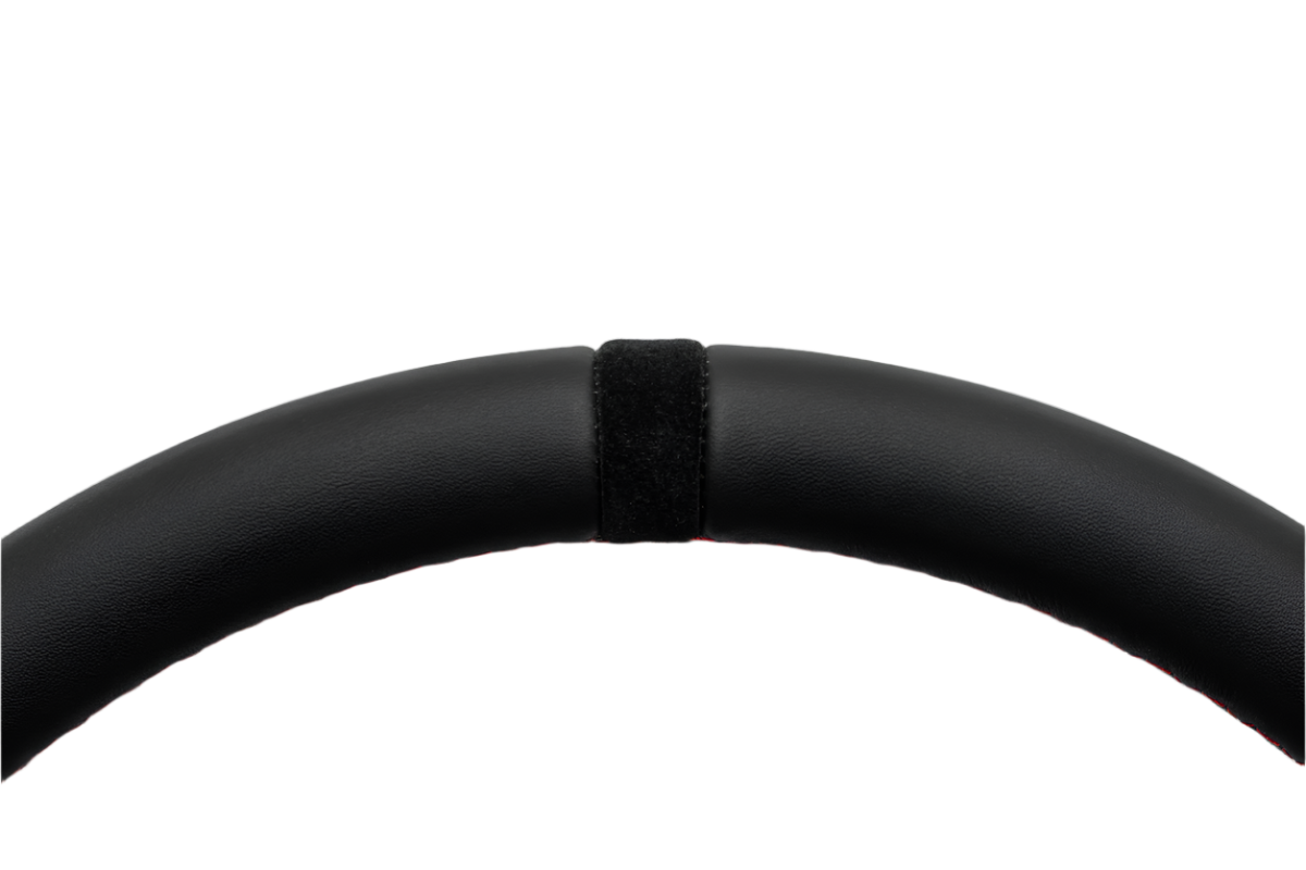 MOMO MOD. 07 Anniversario Racing Steering Wheel - size comparison