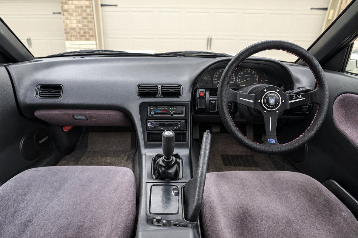 Nardi Competition Style Steering Wheel With Horn Button